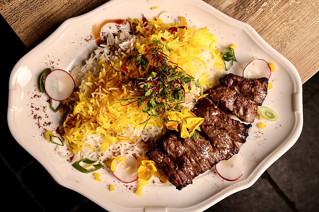 Chenjeh grillé et riz safrané